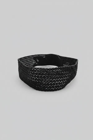 Black wooden square buckle braided belt on model
