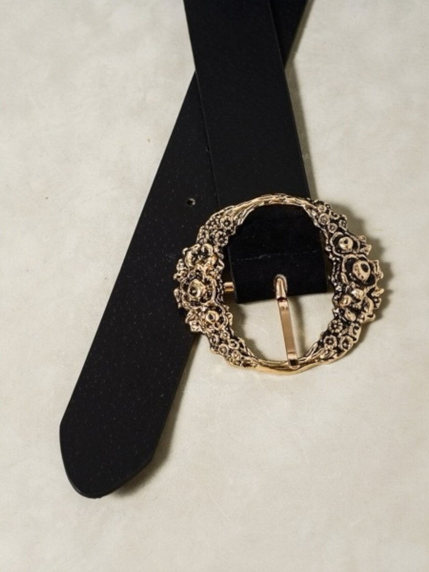Floral Luxe Etched Blossom Buckle Belt