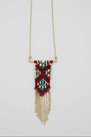 Woven chain necklace close up
