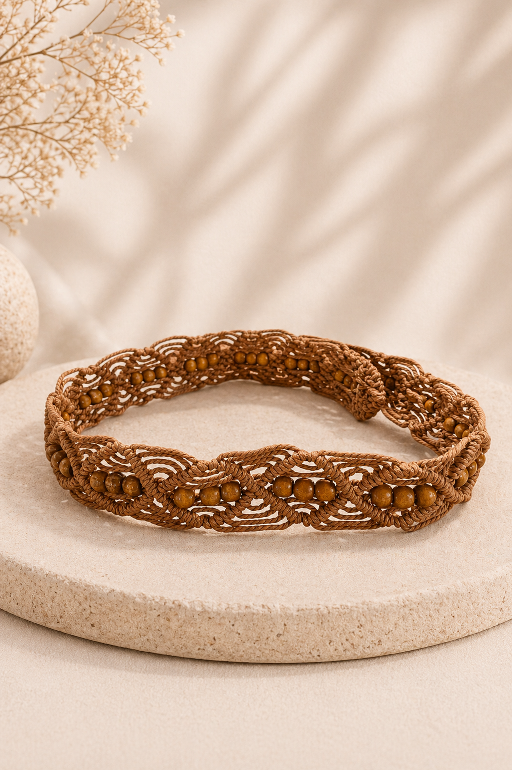 Macramuse beaded brown belt, close-up of buckle detail