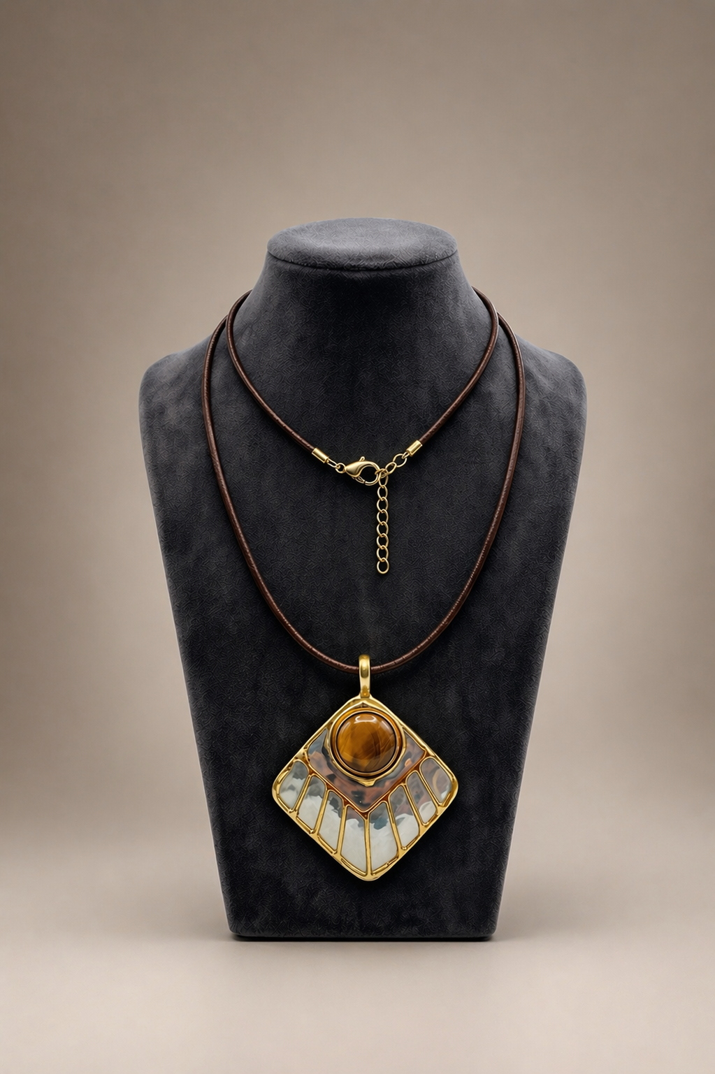 The Desert Halo Necklace