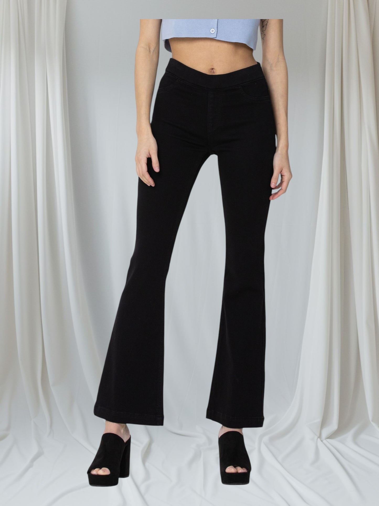 Jeans Mid- Rise Flare Jegging
