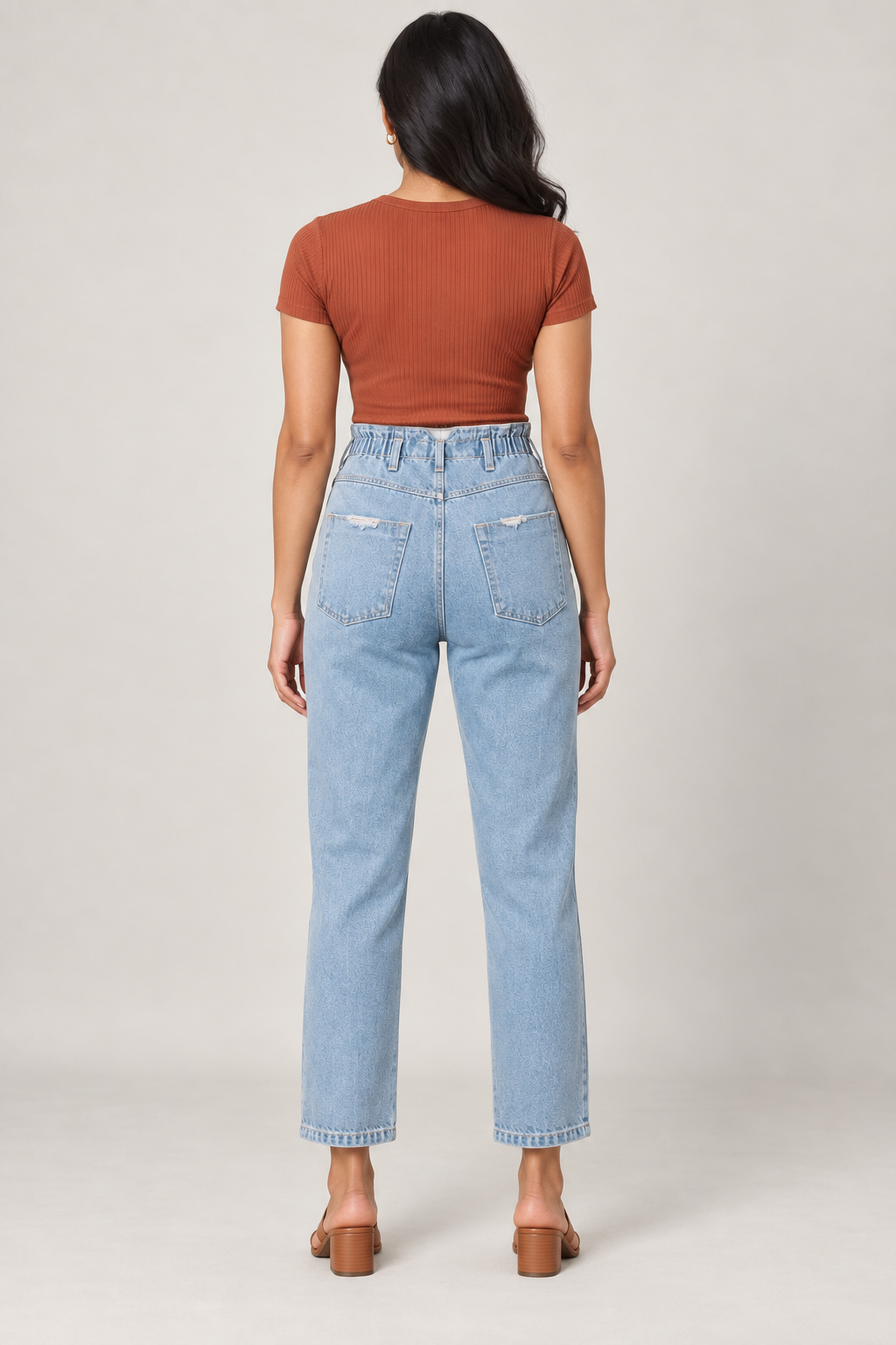 Lila Soft Tapered Jeans