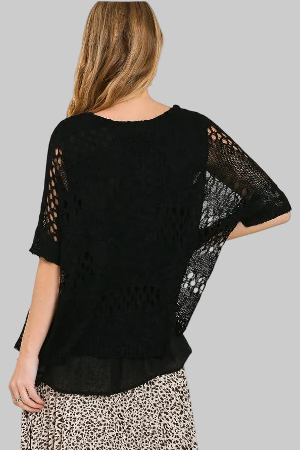 Crochet round-neck short-sleeve top