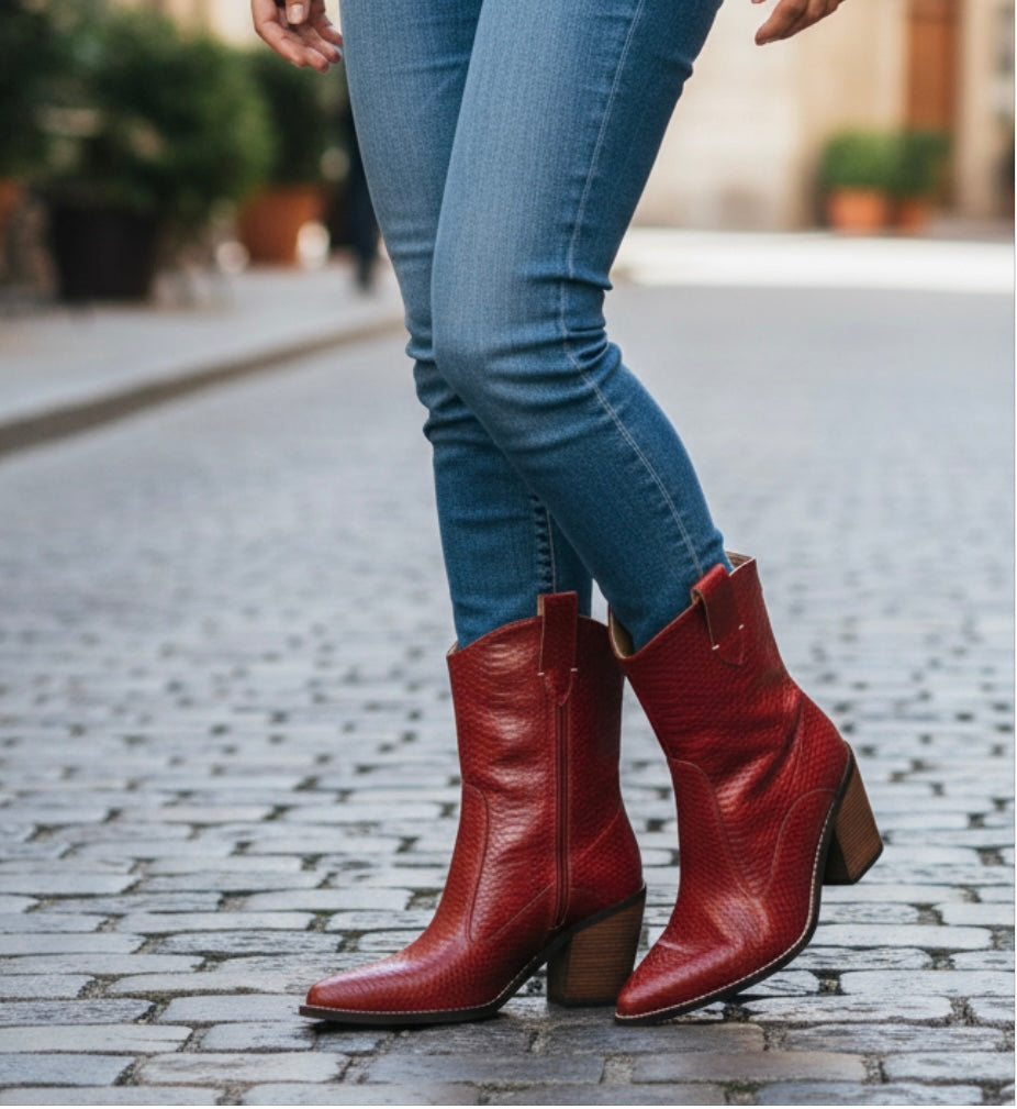 Rodeo Ruby Paneled Western Boots