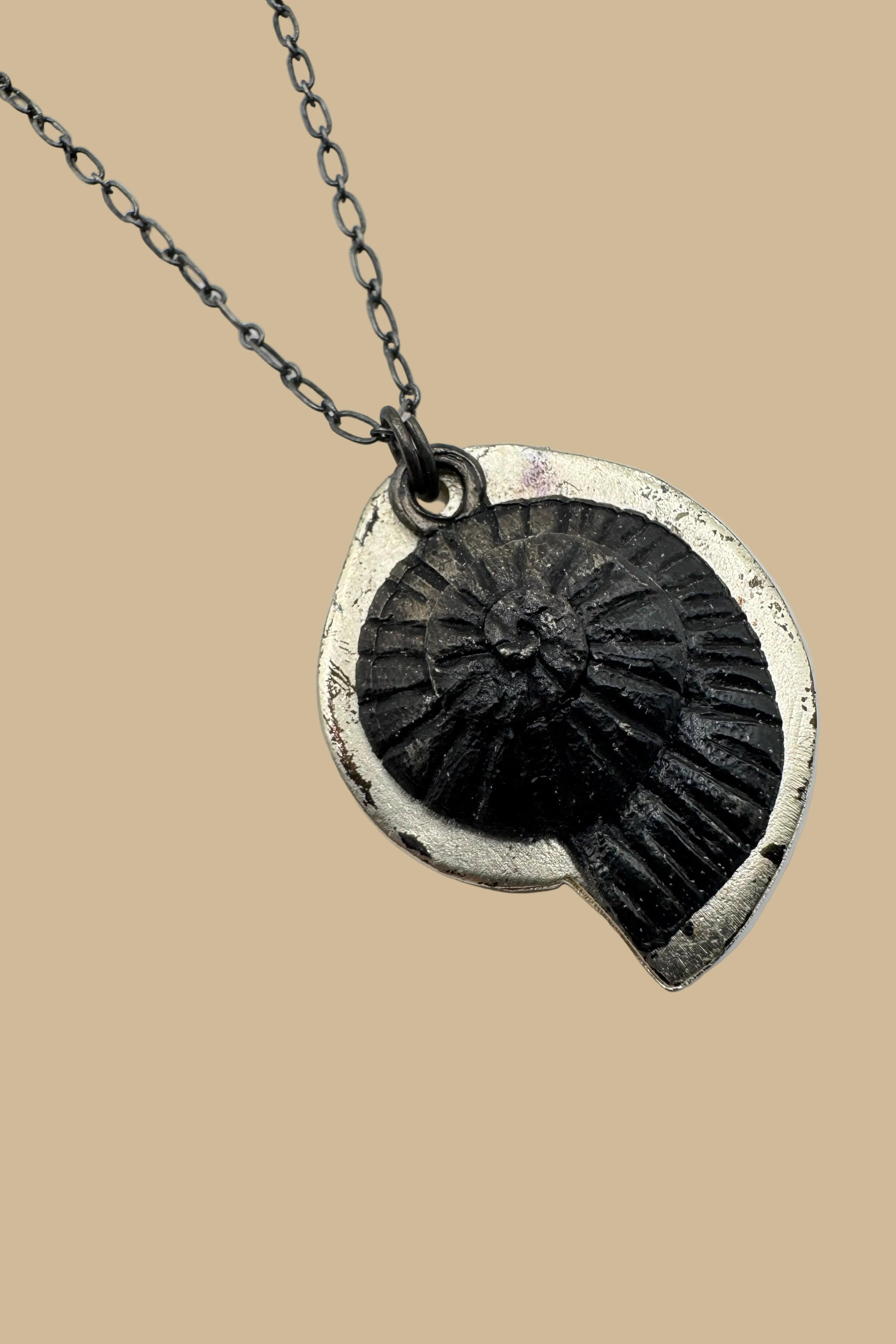 Antique Silver Nautilus Shell Silver Pendent Necklace