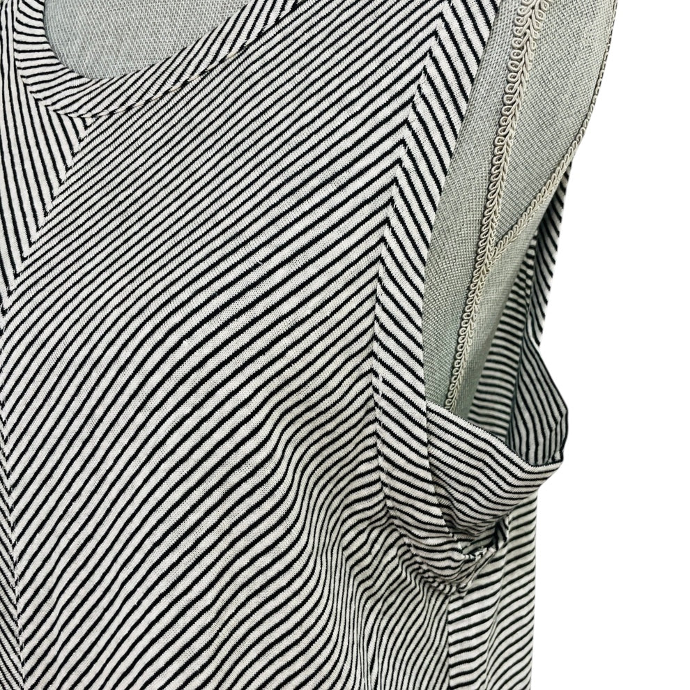 "THE EVERYDAY EDGE" RILEY STRIP TIE FRONT TANK TOP