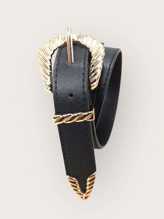 The Modern Western Carved Buckle Faux Leather Belt