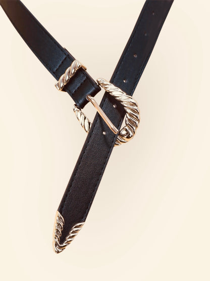 The Modern Western Carved Buckle Faux Leather Belt