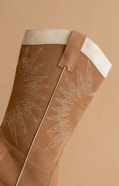 Desert Blaze Carmel Paneled Cowboy Boots