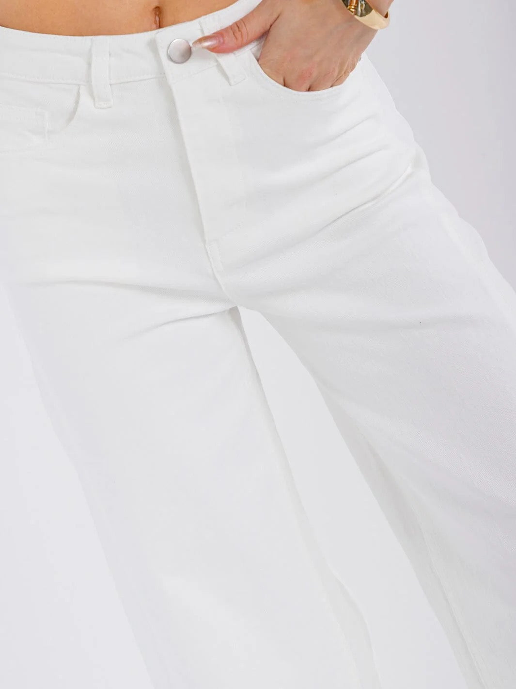 The Weekend Muse Button, Pocket Wide Leg Raw Hem Jeans