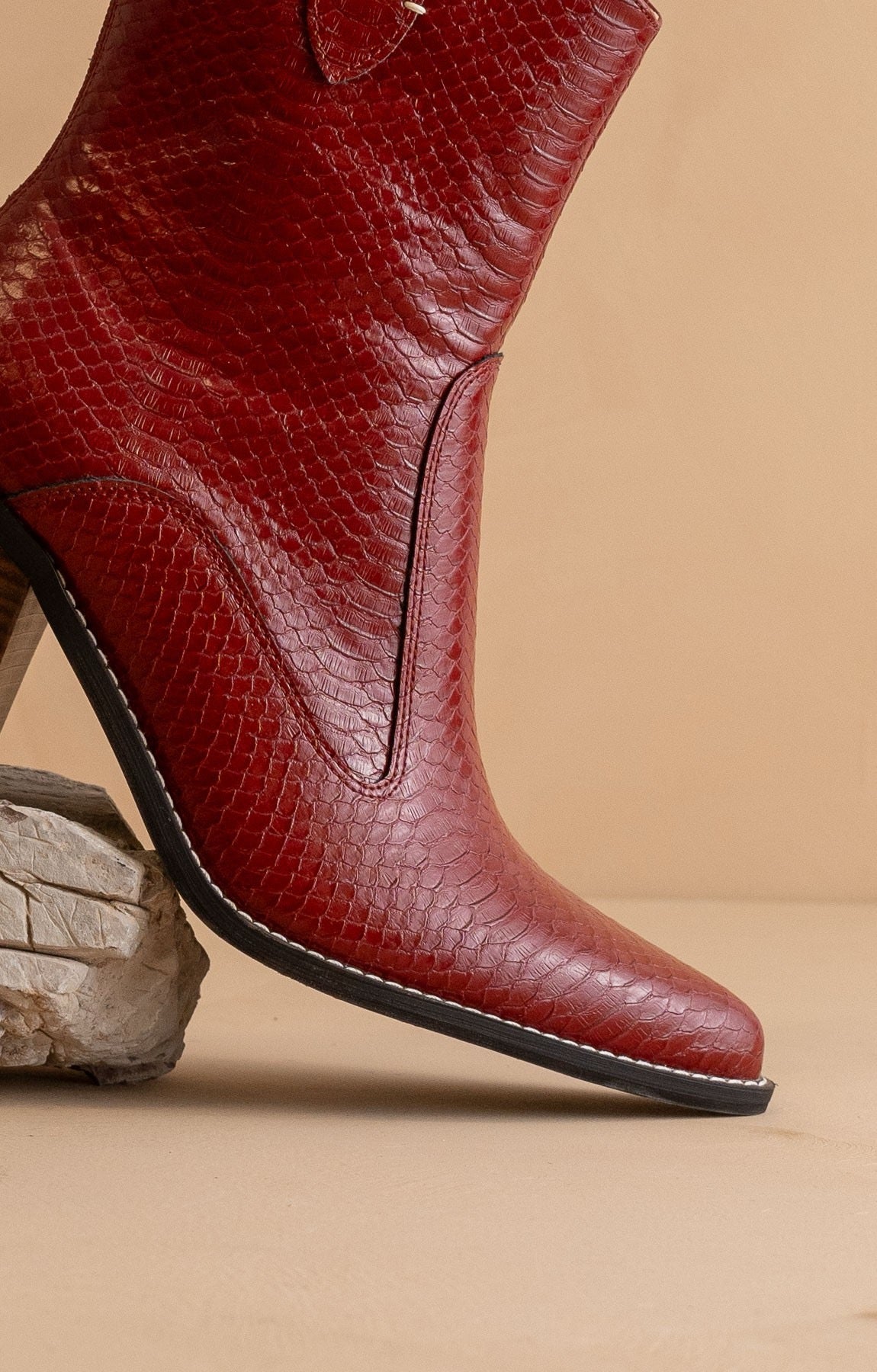 Rodeo Ruby Paneled Western Boots
