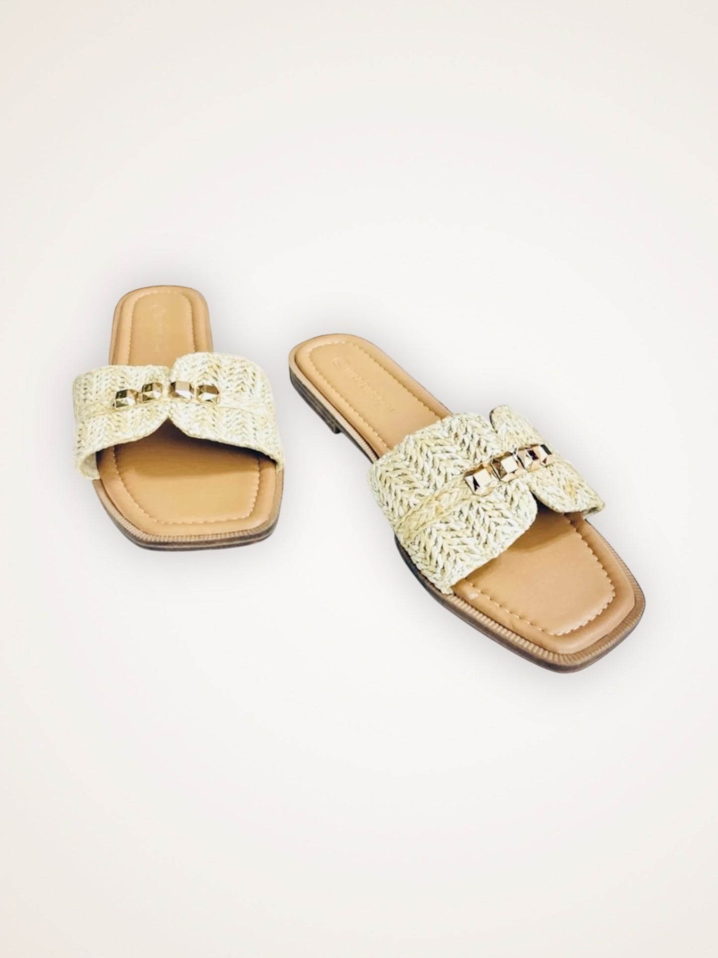RAFFIA RADIANCE BOHO GOLD STUD SANDALS