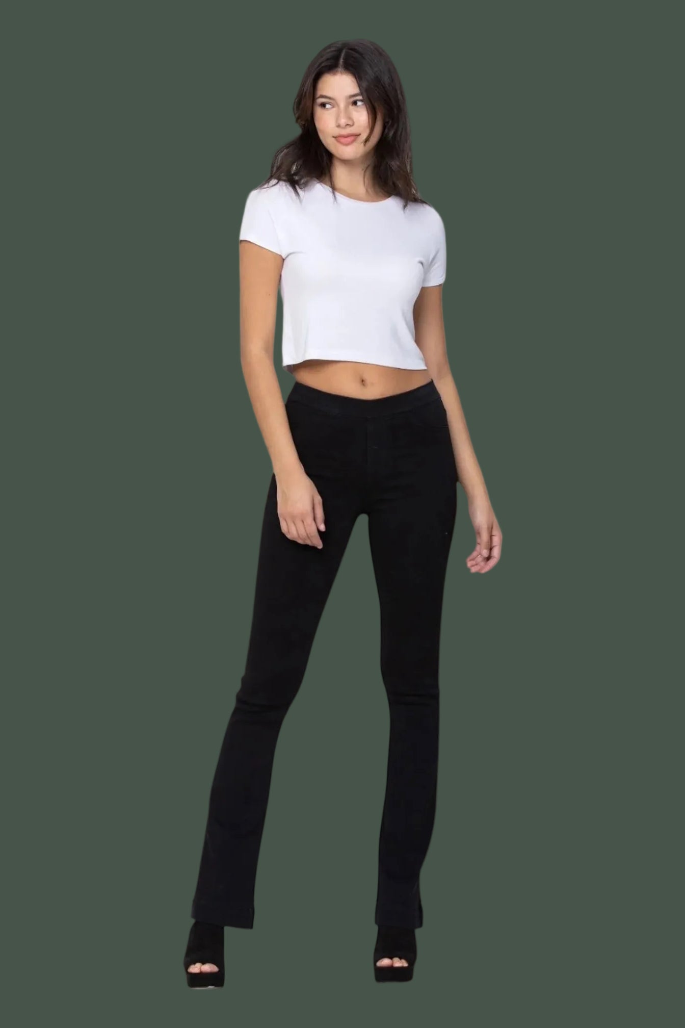 MID RISE PULL ON FLARE ULTRA STRETCHY DENIM JEGGING JEANS