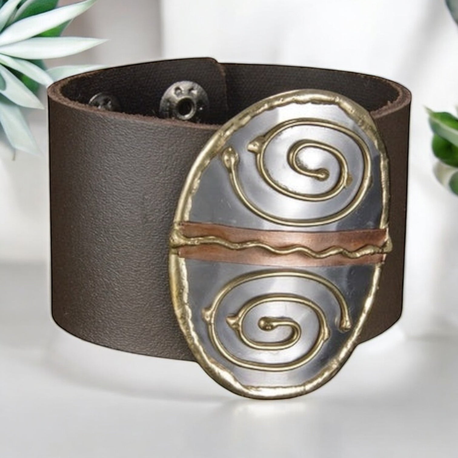 Handmade Genuine leather bracelet with Swirl mixed metals