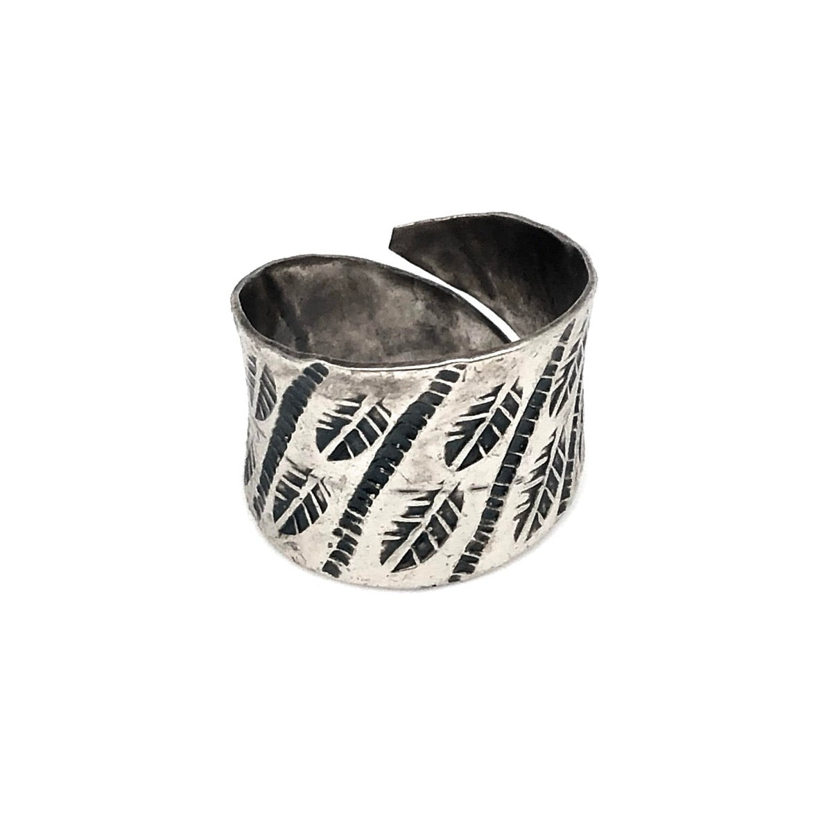 Handmade Leaf Pattern Kashi antique silver plated adjustable ring