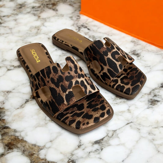 SLIP ON ENTRY OPEN TOE  X SHAPED SANDAL LIGHTLY PADDED