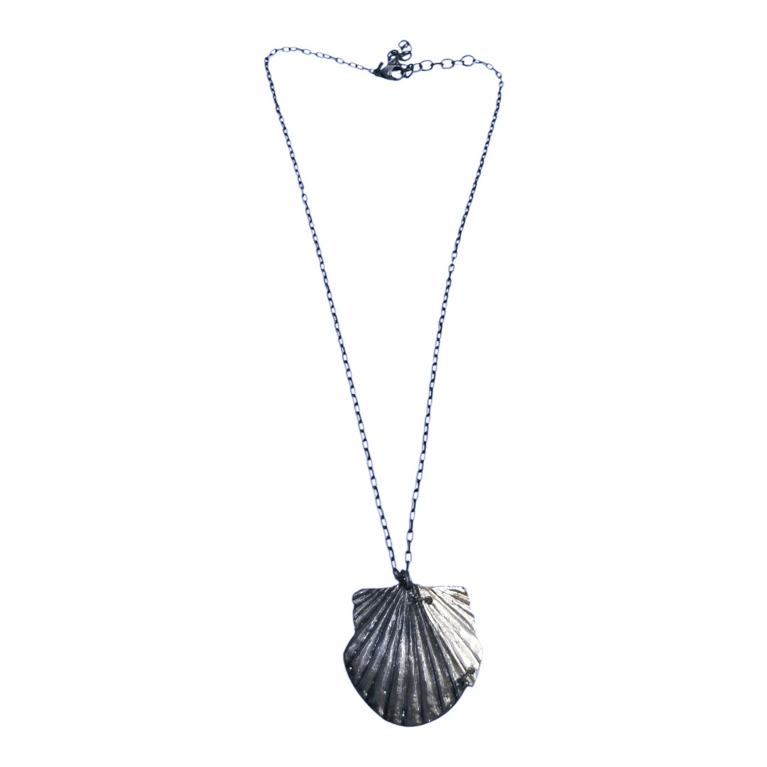 Scallop Shell Antique Silver Necklace