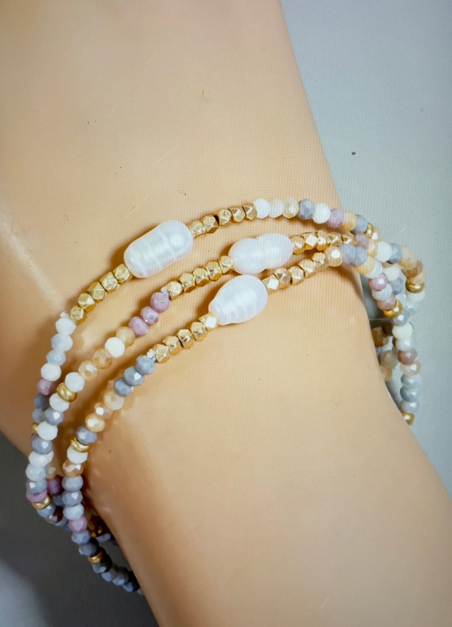 Pink Faceted And Fresh Water Pearl Beads Bracelet Set