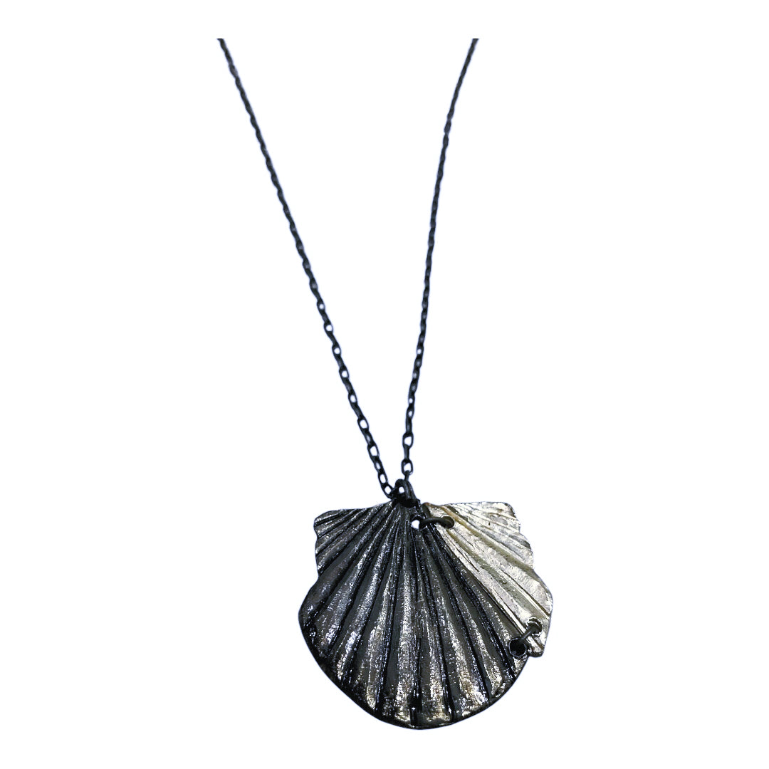 Scallop Shell Antique Silver Necklace