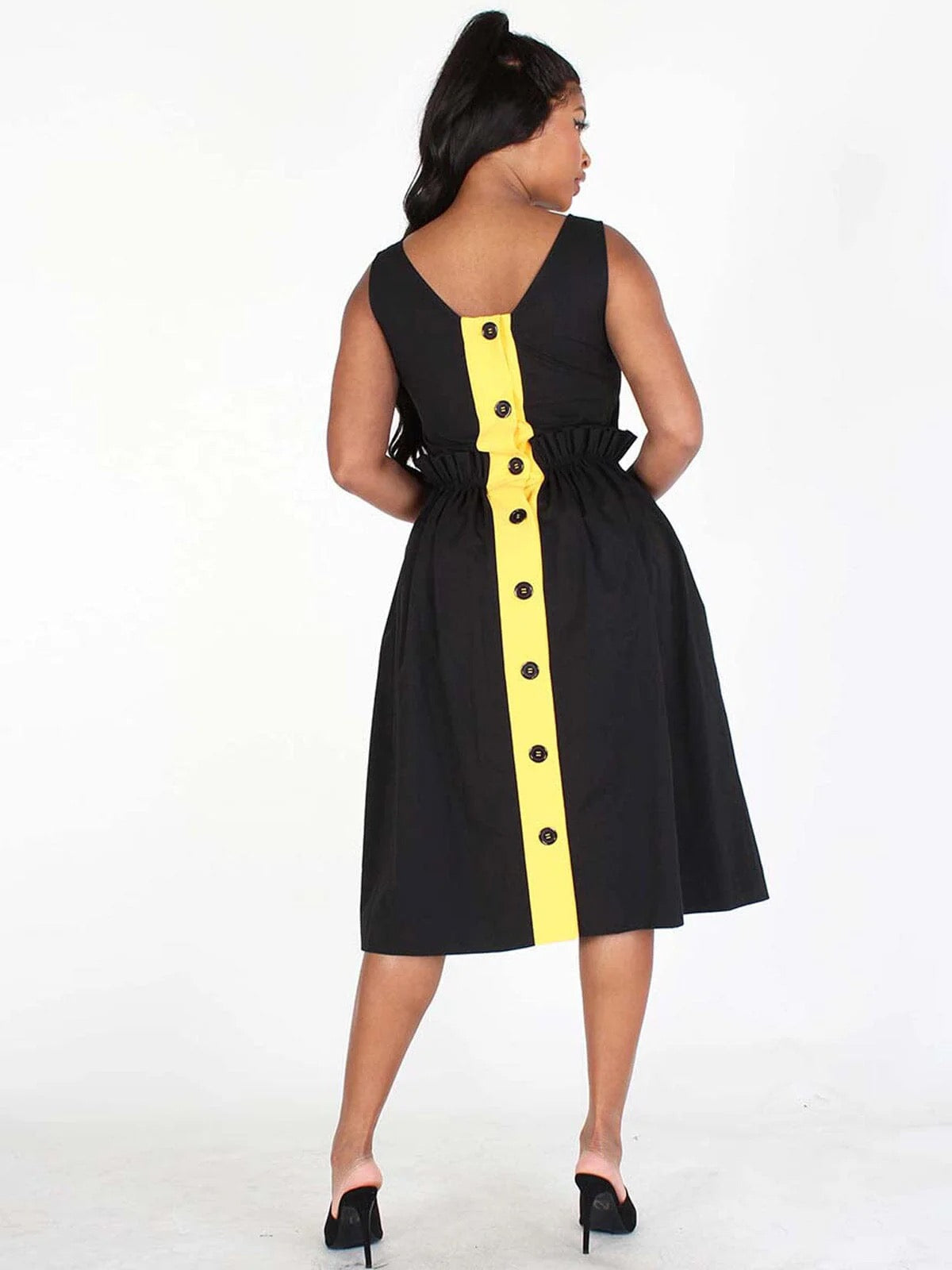 BACK BUTTON UP POCKETS FIT & FLARE SLEEVELESS MIDI DRESS
