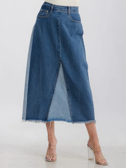 BUTTON CLOSURE POCKETS 2-TONE DENIM MAXI SKIRT