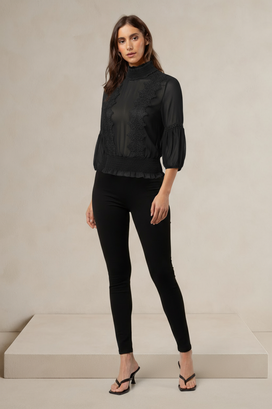 THE LACE COUTURE COLLECTION TURTLE NECK DETAILED TOP